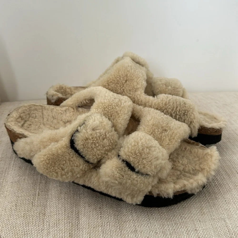 Papillio Birkenstock ARIZONA BIG BUCKLE FUR SANDAL eggshell Women’s Size 39 - Picture 2 of 5